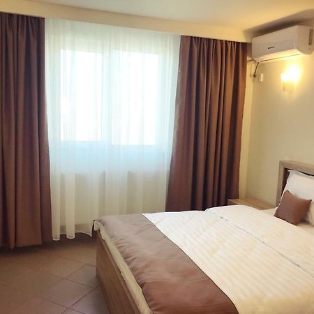 Casa Bucurr Hotell Afumaţi Exteriör bild